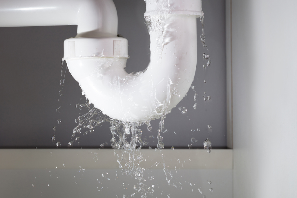 Water leaking from sink pipe in bathroom. In desperate need of an emergency plumber. 