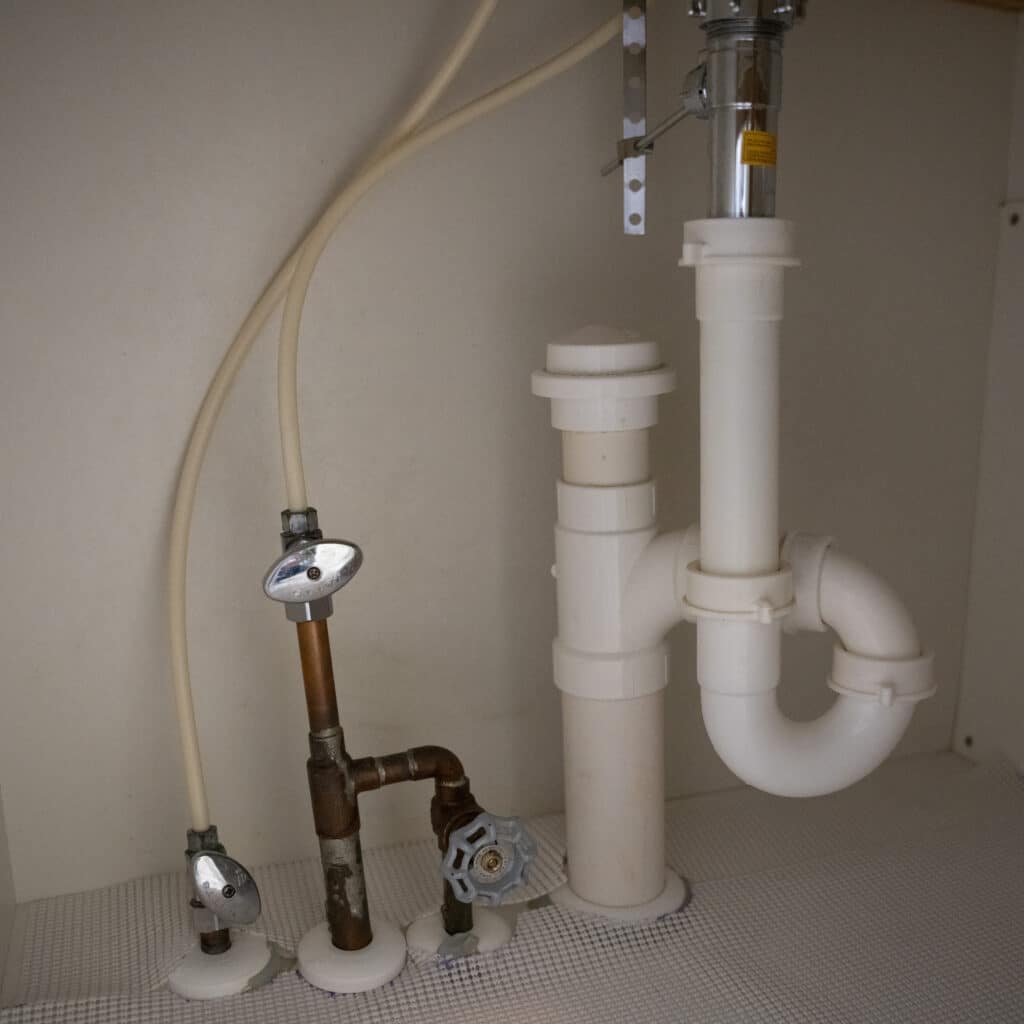 Angle stop replacement to stop leaks fast.